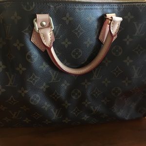 Louis Vuitton Speedy 30